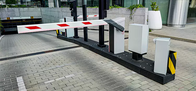 Custom Gate Design & Integration Stafford